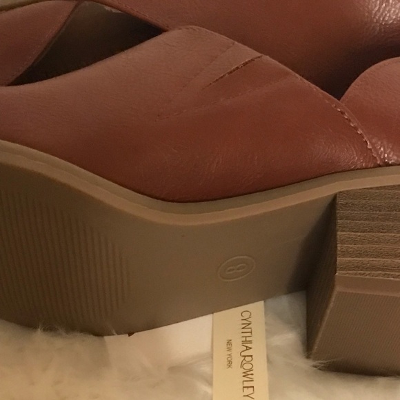Cynthia Rowley Sz 8 Chunky Ankle Western 2”- Heeled Cinnamon Brown - Picture 3 of 10